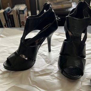 Anna Michelle Peep-toe leather heels. Size 7